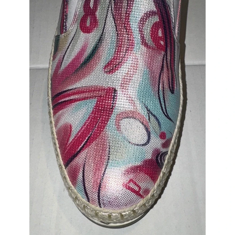 Vaneli Sport Women Abstract Print Espadrille Platform Slip On Sneakers Pink 9.5M